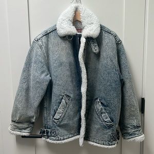 Levi’s jeans Sherpa jacket